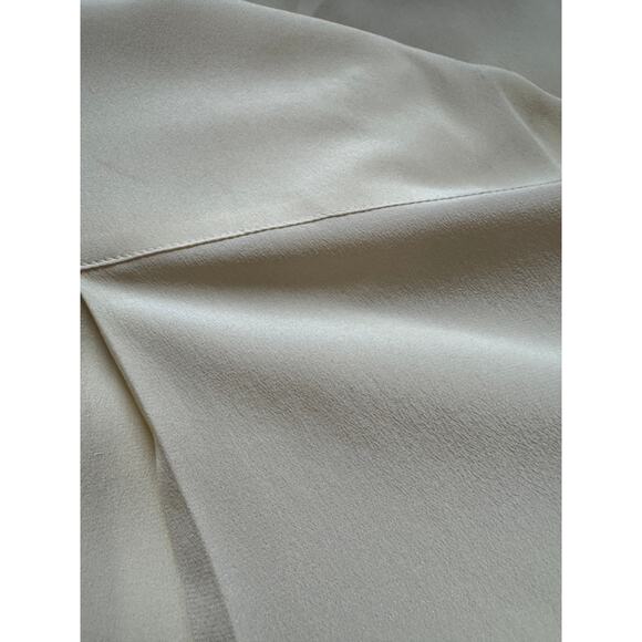 Max Mara 100% Silk Blouse Ivory Pleated Top Quiet Luxury Old Money Retro Classic - Picture 8 of 9